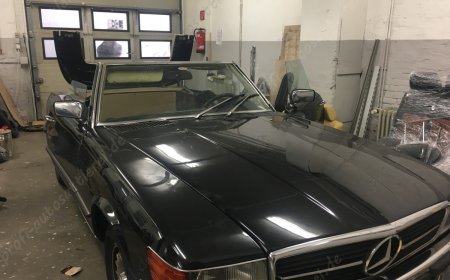 Mercedes-Benz-SL10703